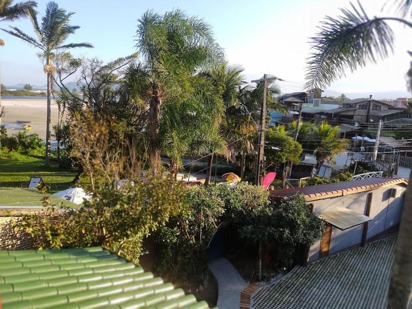 Pousada Piratas Do Embau Guarda do Embaú Esterno foto